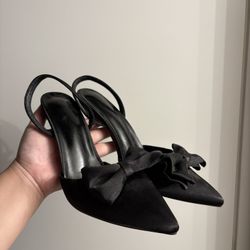 Never Worn Heels 
