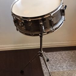 Drum + Case And Stand