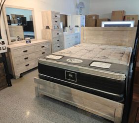 Bedroom set