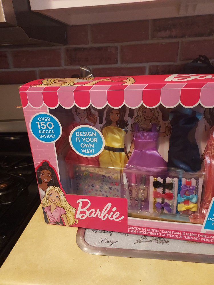 Barbie Ultimate Fashion Designer