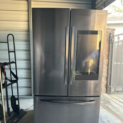 Samsung 3-Door French Door Refrigerator With Family Hub