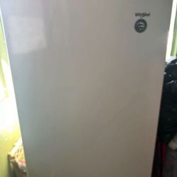 Freezer Size Of Fridge 