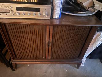 Vintage Television W/cabinet