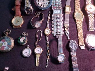 Lot Of 26 Watches Including 4 Timex 3 Mechanical Movt.
