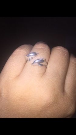 925 sterling Silver Dolphins ring size 6/7 $10