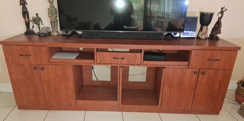 Entertainment Center