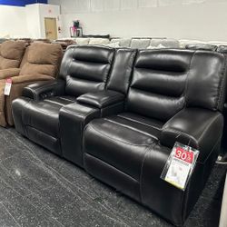 WARLIN POWER RECLINING LOVESEAT WITH CONSOLE