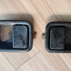 OEM Jeep Wrangler Paddle Door Handles (Driver + Passenger) | Fits TJ YJ CJ 82–06 | Steel | AccuPart