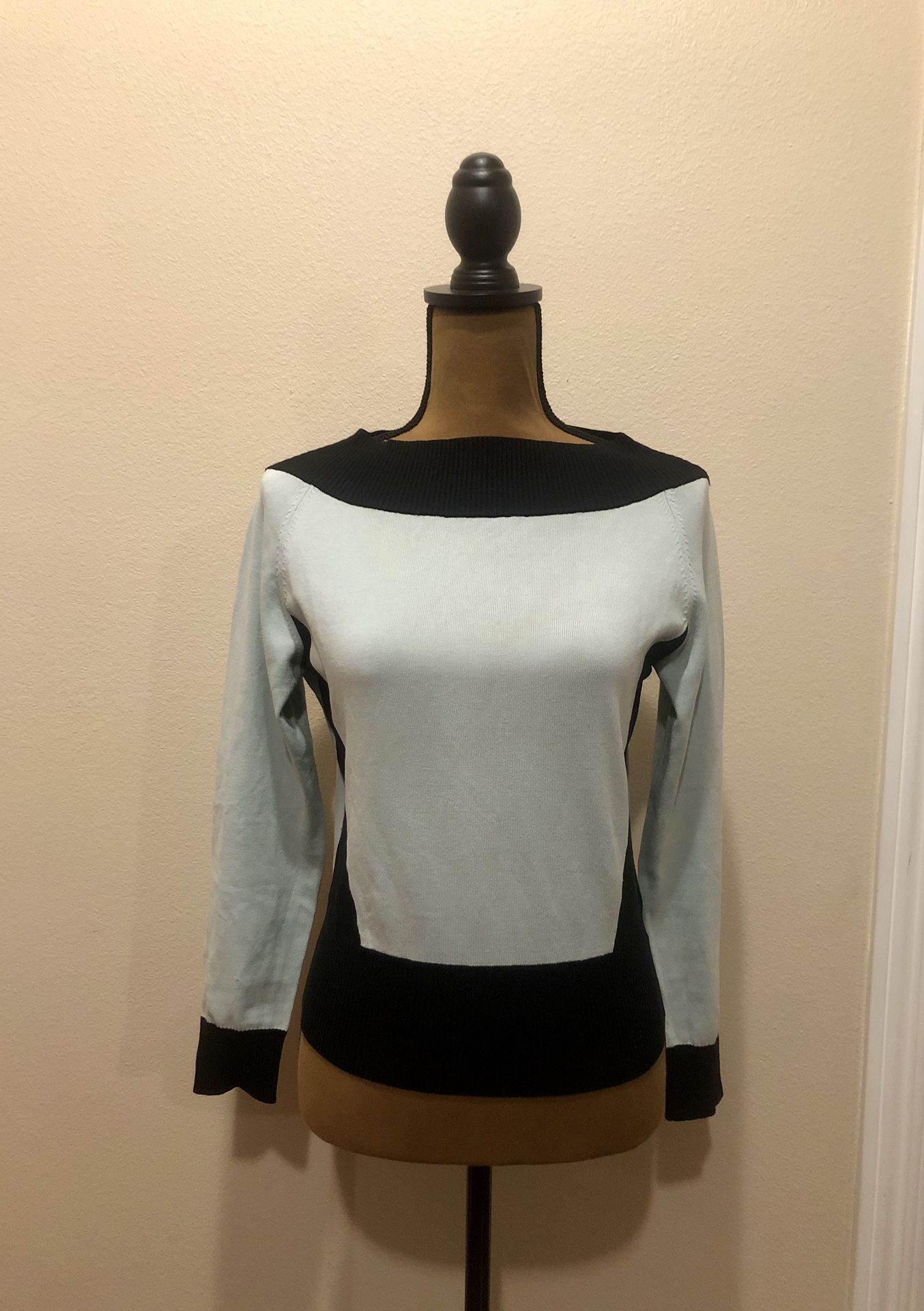 Women’s Clothes Size Large (Bundle)