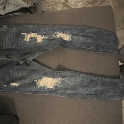 Women’s Ripped Jeans