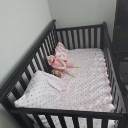 Espresso Crib With mattress 