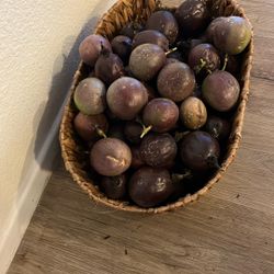 Maracuyas Passion Fruit 