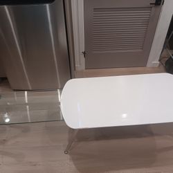 White Coffee Table With Glass Pull Out