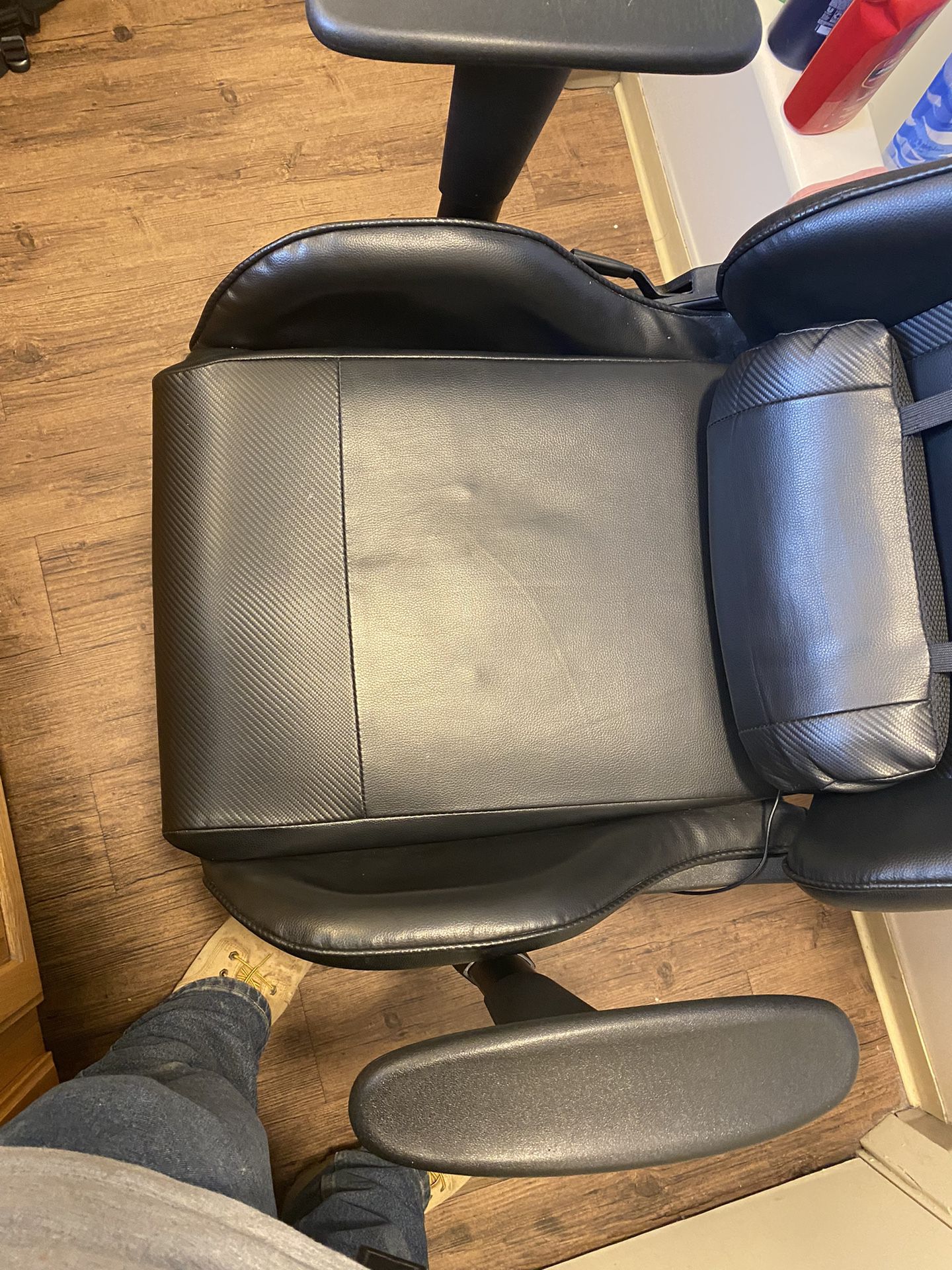 Good Condition Gaming Chair