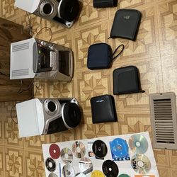 Panasonic Stereo System w/ Speakers, CD Cases & Music CDs