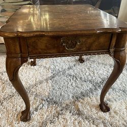 Vintage Heirloom Weiman End Table