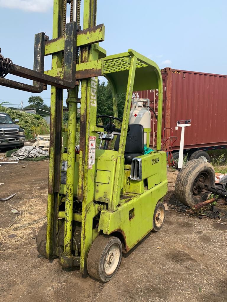 Clark forklift in Good working condition