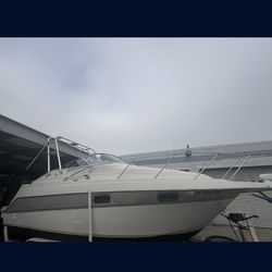 1995 Maxum Yacht Boat