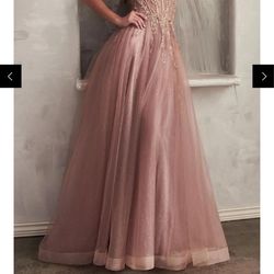 Prom dress size 4/8 MOCHA GOLD