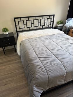 Queen Bedroom Set