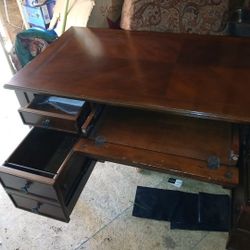 Staind Wooden Office Desk(escritorio Estainiado)