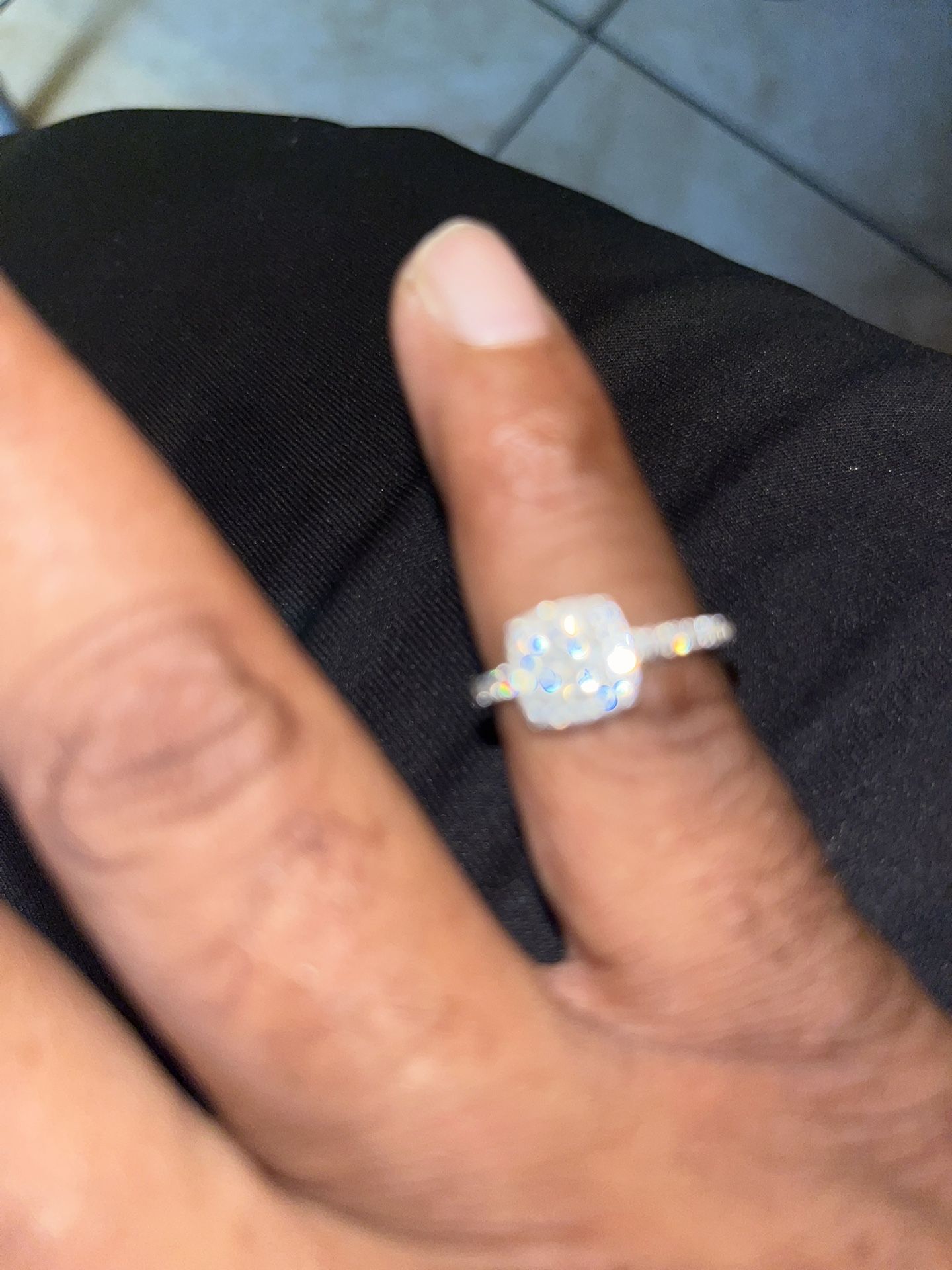14 karat white gold diamond engagement ring