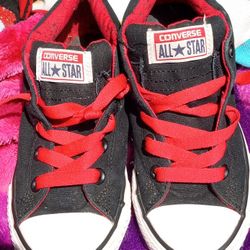 Converse- Size 1