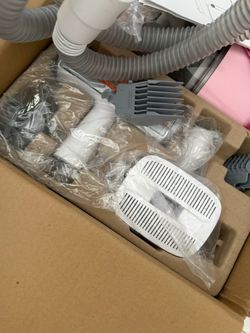 All-in-one let grooming kit & vacuum
