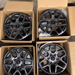 2024 Ford Ranger XLT wheels 17x8.5