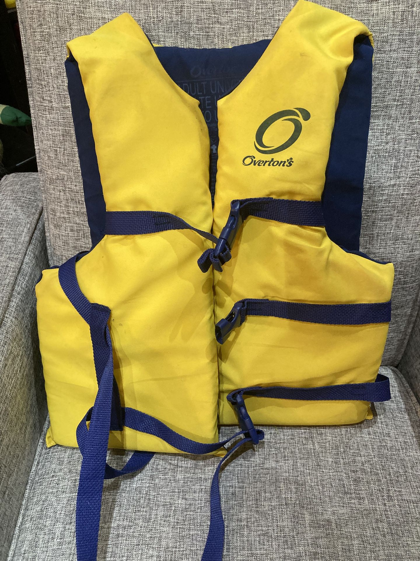 Life Jacket, Life Vest Adult Size universal