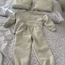 OUAI Jogger Set 