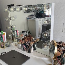 Impressions vanity Mirror 