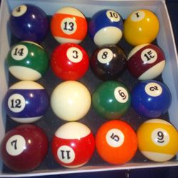 Poll Table Balls