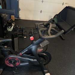 Peloton Bike