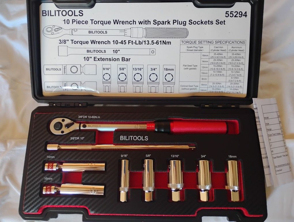 Torque Wrench And Spark Plugs Socket Set