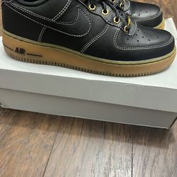Nike (size 7) Air Force 1