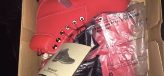 Brand new men’s Timberland size 10