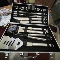 GrillArt 19 Piece Stainless Steel Barbecue Utensil Set With Aluminum Case