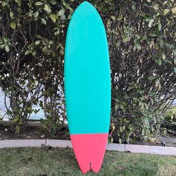 6’6 Midlength Surfboard