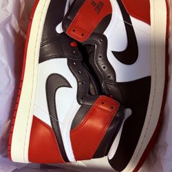 New AIR JORDAN 1 RETRO HIGH OG size 12
