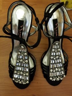 Black Evening shoe size 7 nina