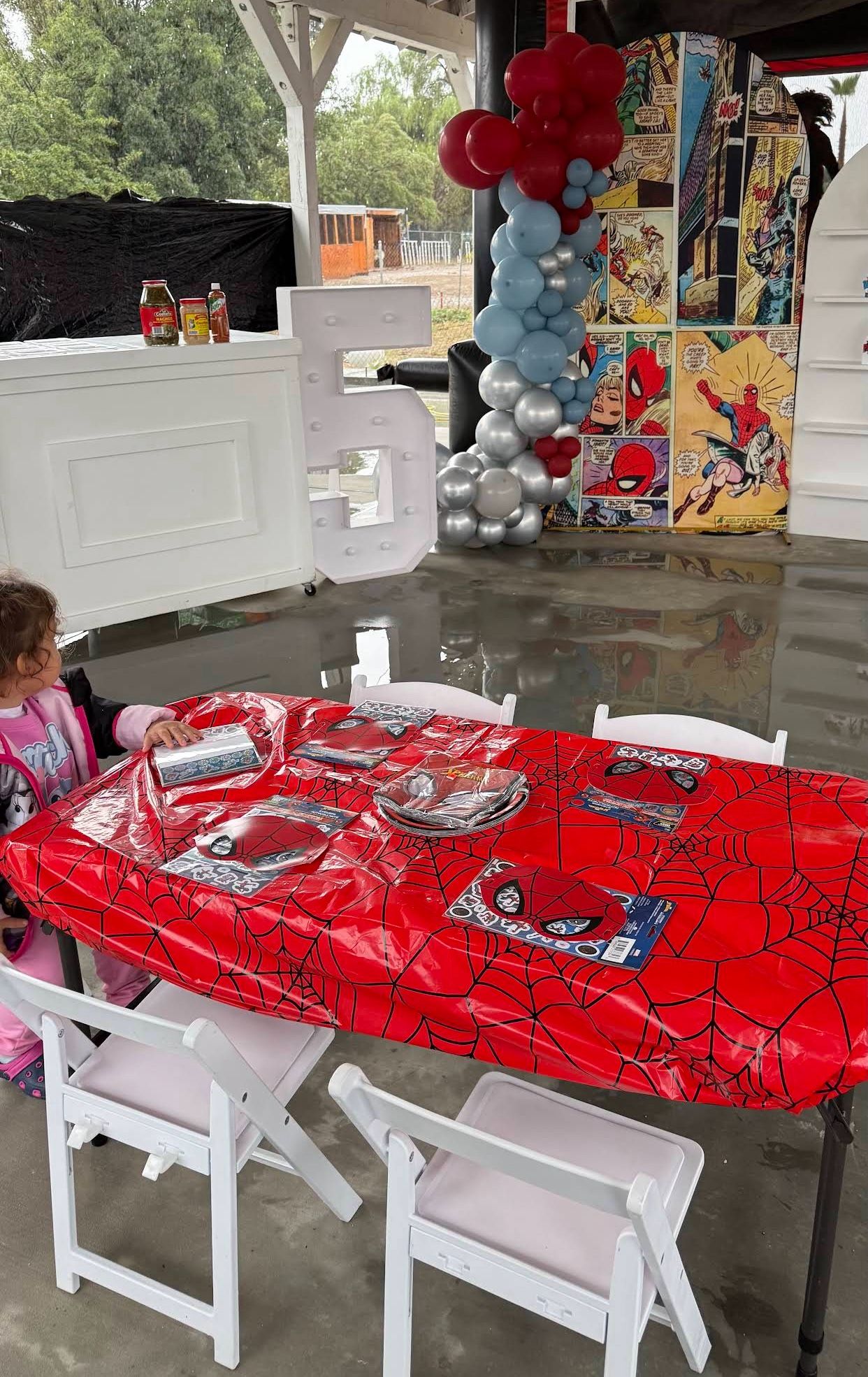 Kids Chairs And Tables , Tents And Carpas