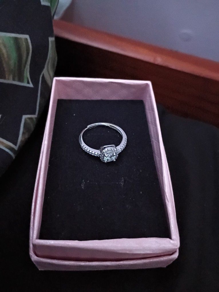 0.5ct Moissanite Ring (Adjustable)