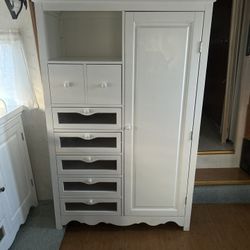 Wardrobe/changing Table/dresser