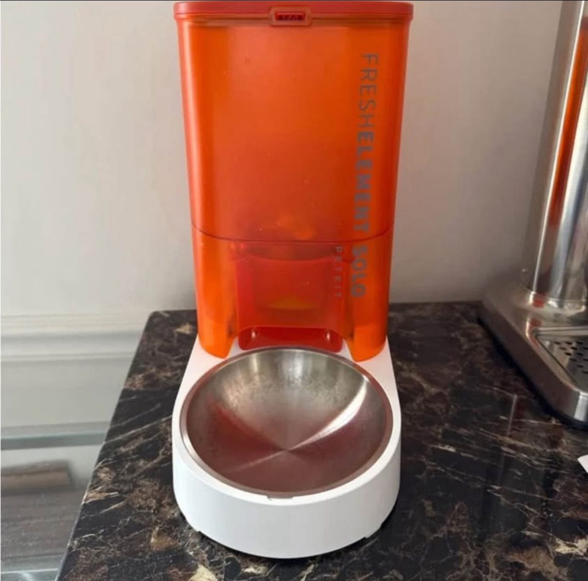 Automatic Pet Food Dispenser