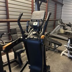 Precor AMT - Very Good Condition