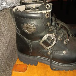 Size 5 Harley  Davidson Boots