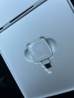 ‘Square’ Credit/Debit Card Reader (chip/tap/slide) For iPhone 