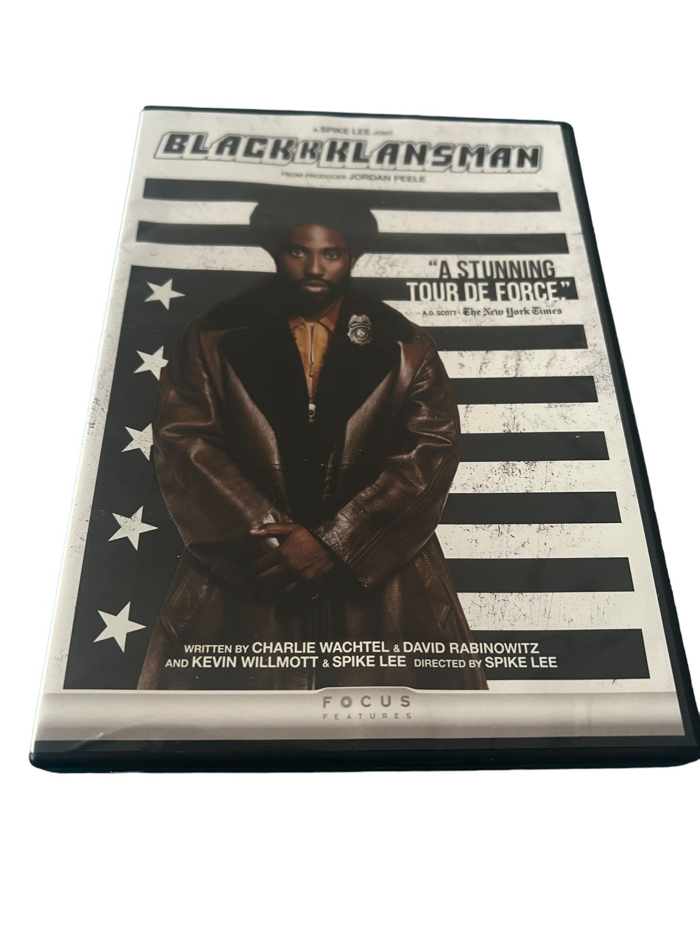 BlacKkKlansman DVD Widescreen John David Washington 2018 Movie  This DVD features the critically acclaimed 2018 film "BlacKkKlansman" directed by Spik