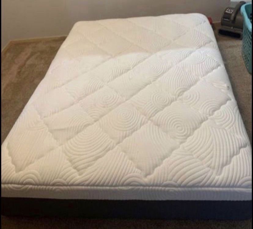 Brand New Full Blackstone 14” Memory Foam Mattress